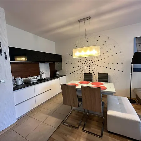Aquamarina Z Garazem W Cenie By Baltic Home Мендзиздроє Екстер'єр фото